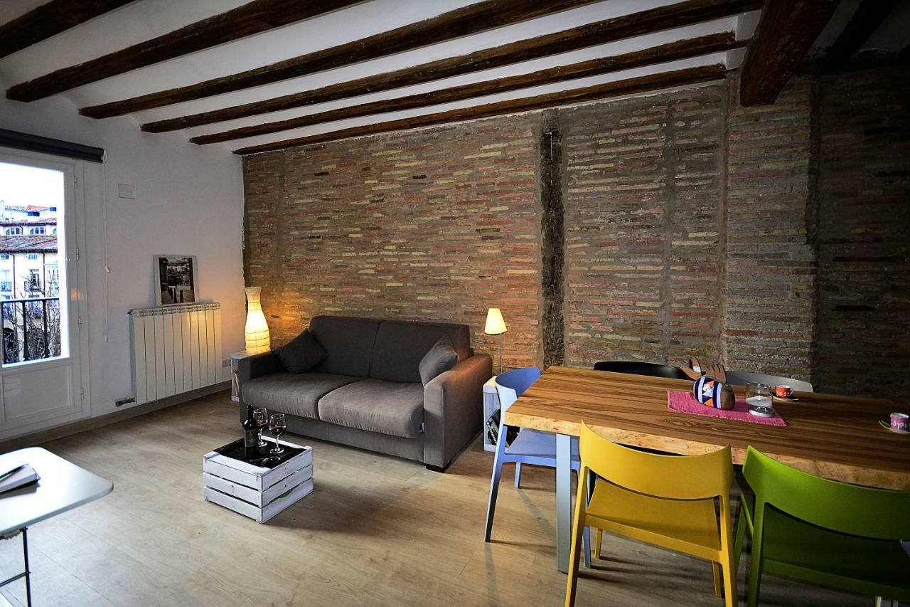 Casas Uva Plaza Mercado Logroño Exterior foto